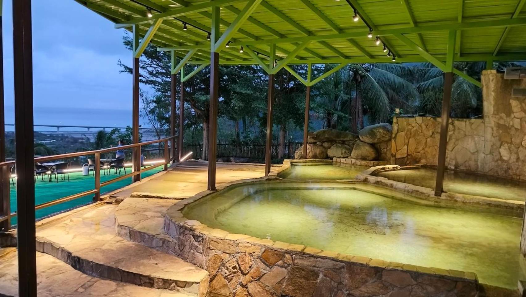 山水妍溫泉會館-台東館 Bed and Breakfast Taimali Eksteriør billede